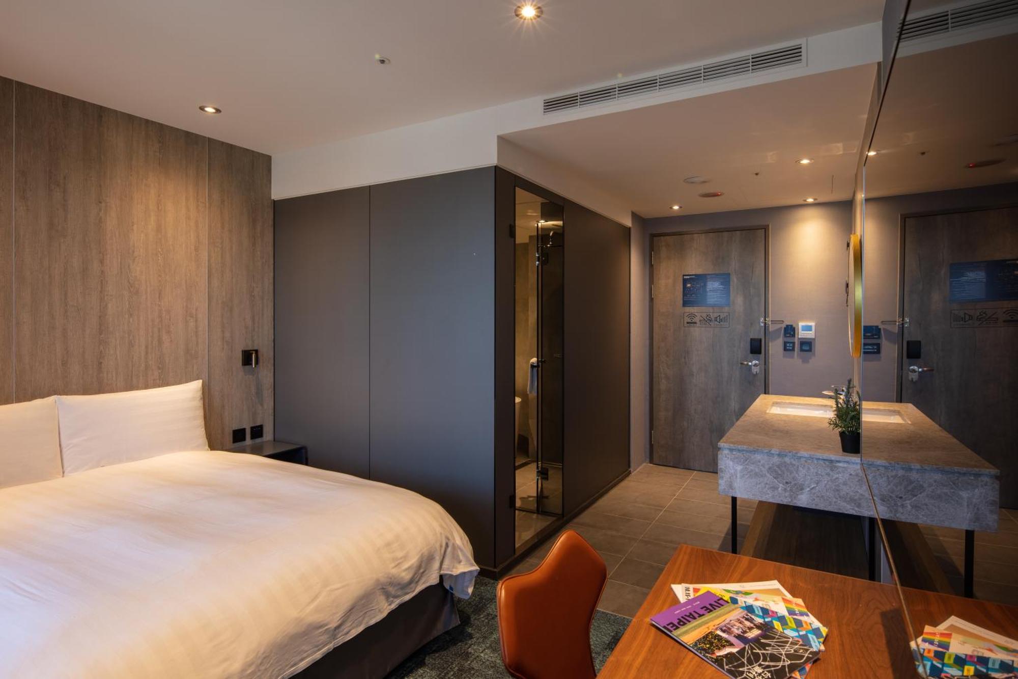 Roaders Plus Hotel - Taipei Station Zimmer foto