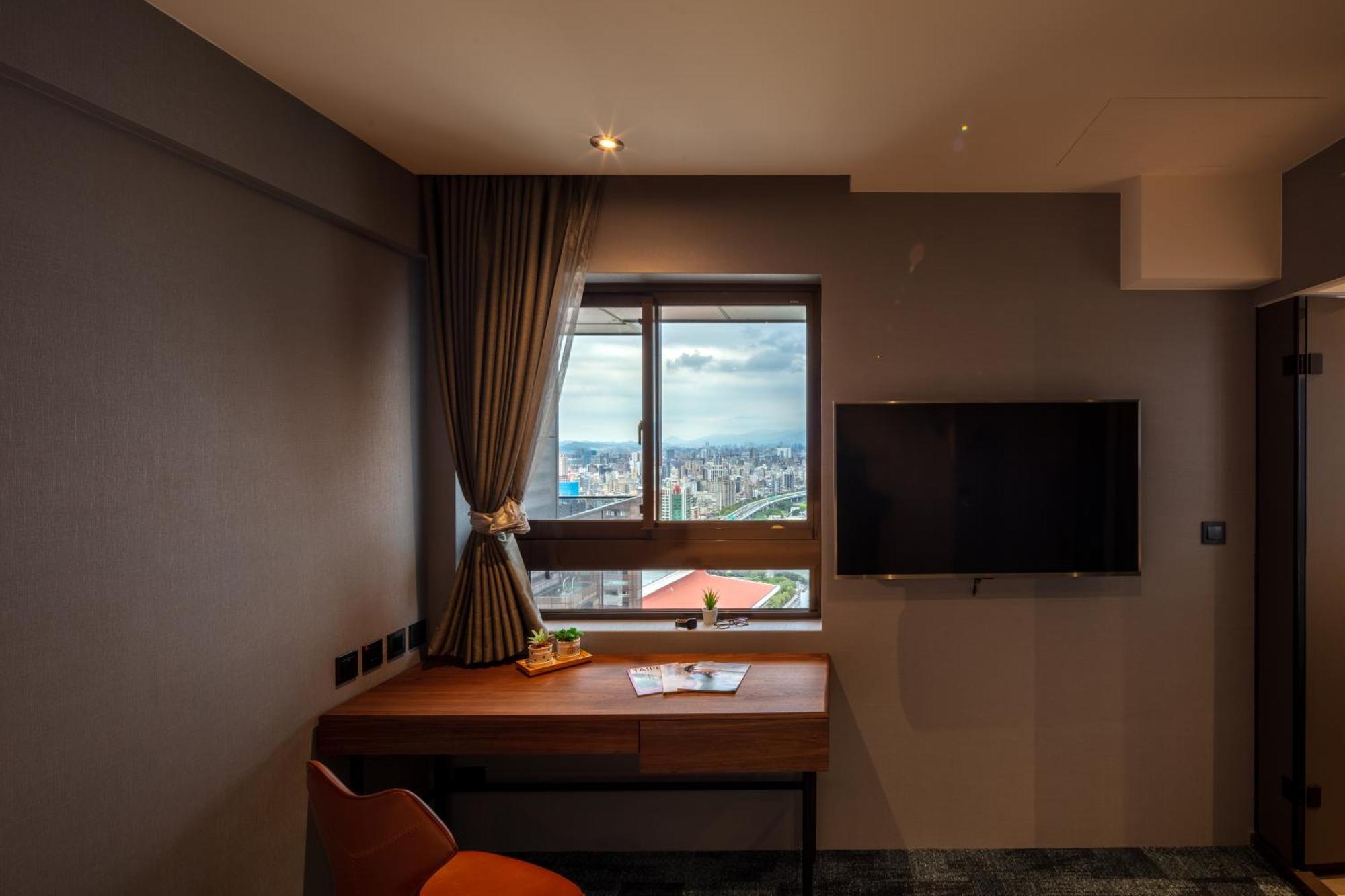 Roaders Plus Hotel - Taipei Station Zimmer foto