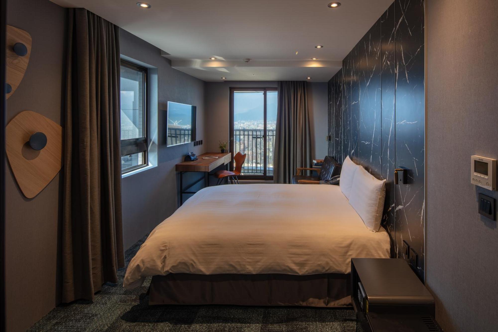 Roaders Plus Hotel - Taipei Station Zimmer foto